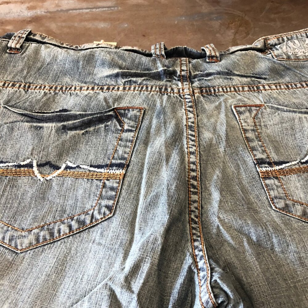 Mens 38"  702 Jeans New with Tags